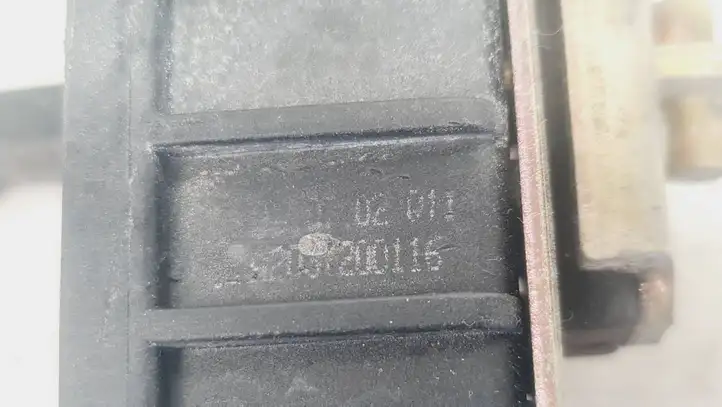 Mercedes-Benz C W203 (2000 - 2007) Ограничитель двери передней — фото 2