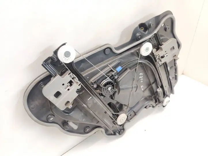 Tesla Model 3 (2017 - 2023)  161644599A Передний комплект электрического механизма для подъема окна