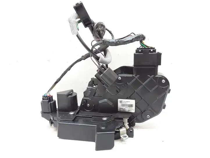 Volvo V70 (2007 - 2013)  31253923 Замок задней двери