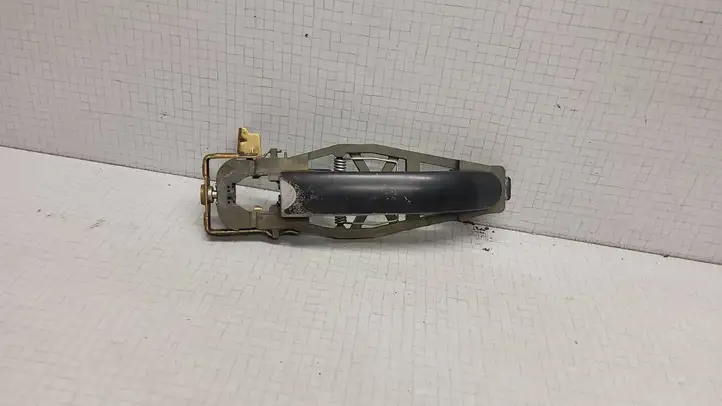 Volkswagen Transporter-Caravelle (2003 - 2009)  7H0837805 Крепление для наружной ручки передней двери