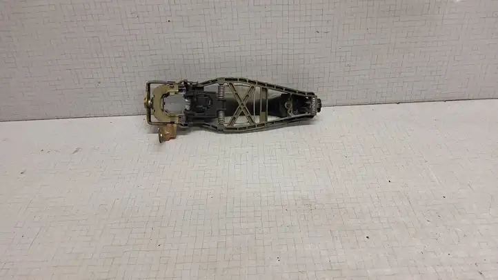 Volkswagen Transporter-Caravelle (2003 - 2009)  7H0837805 Крепление для наружной ручки передней двери