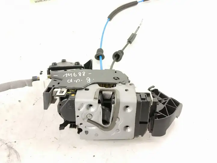 Mercedes-Benz C W204 (2007 - 2014)  DALISID5113 Замок задней двери