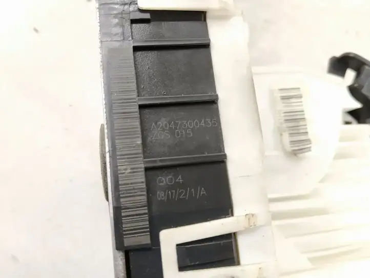 Mercedes-Benz C W204 (2007 - 2014)  DALISID5113 Замок задней двери