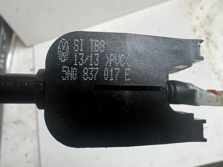 Skoda Citigo (2011 - 2017) 5N0837017E Трос замка задней двери — фото 2