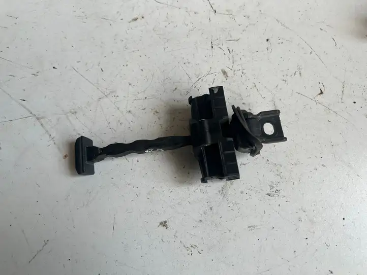 Skoda Citigo (2011 - 2017)  1S4839249A Ограничитель открывания задней двери