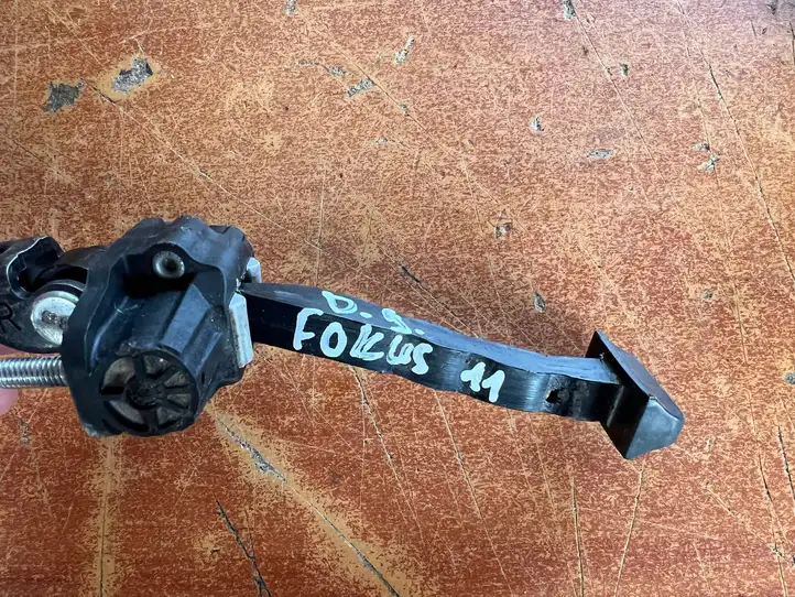Ford Focus (2011 - 2015) Ограничитель задней двери — фото 3