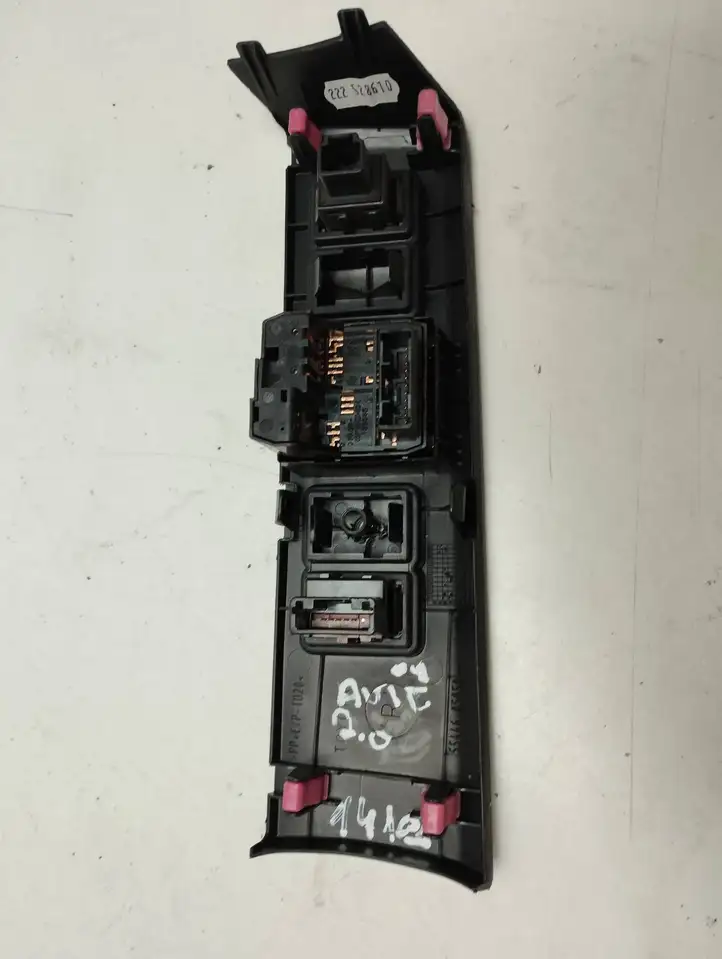 Toyota Avensis T270 (2009 - 2012)  5544605050 Включатель зеркал