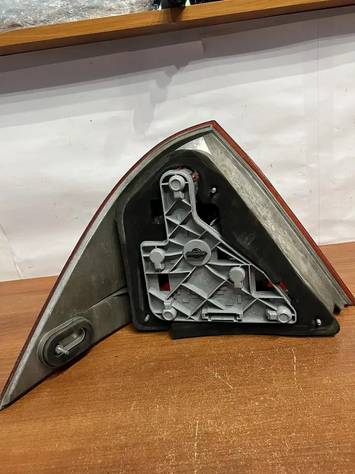 Mercedes-Benz C W203 (2000 - 2007) 3311 Задняя часть кузова — фото 3