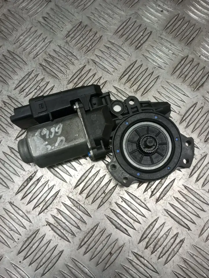 Kia Ceed (2006 - 2010) 403951A8 Стеклоподъемник задней двери — фото 1