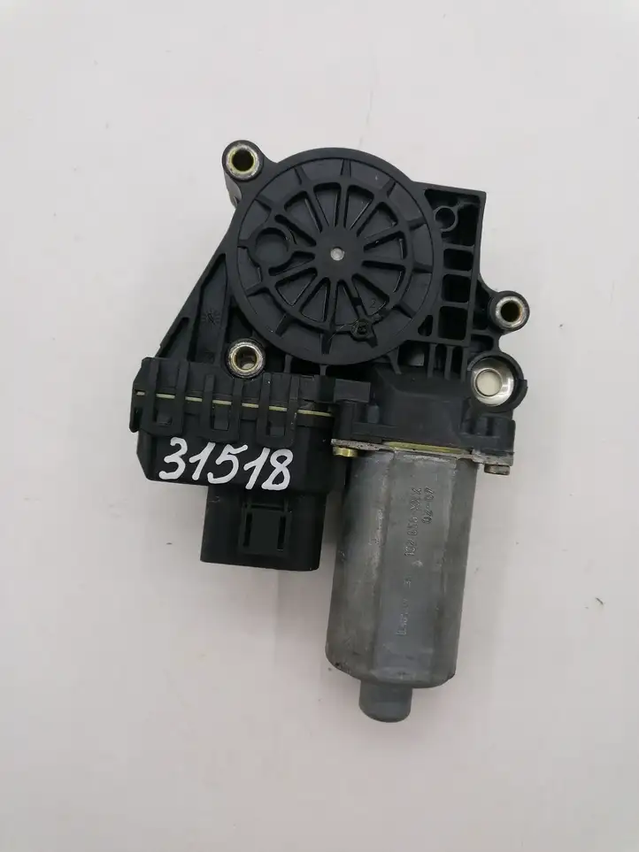 Audi A6 S6 C5 4B (2001 - 2004) 0130821784 Стеклоподъемник задней двери — фото 1
