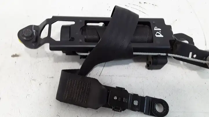 Volvo V70 (2004 - 2007)   Передний ремень безопасности