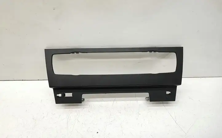 BMW X1 E84 (2009 - 2015)  2991261 Отделка радио/ навигации