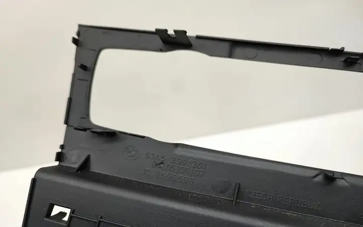 BMW X1 E84 (2009 - 2015)  2991261 Отделка радио/ навигации