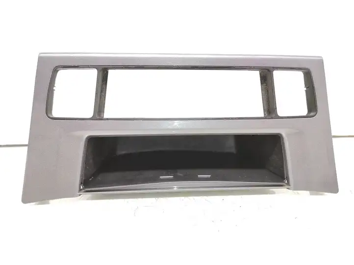 BMW 5 E60 E61 (2004 - 2010) 9139391 Вещевой ящик — фото 7