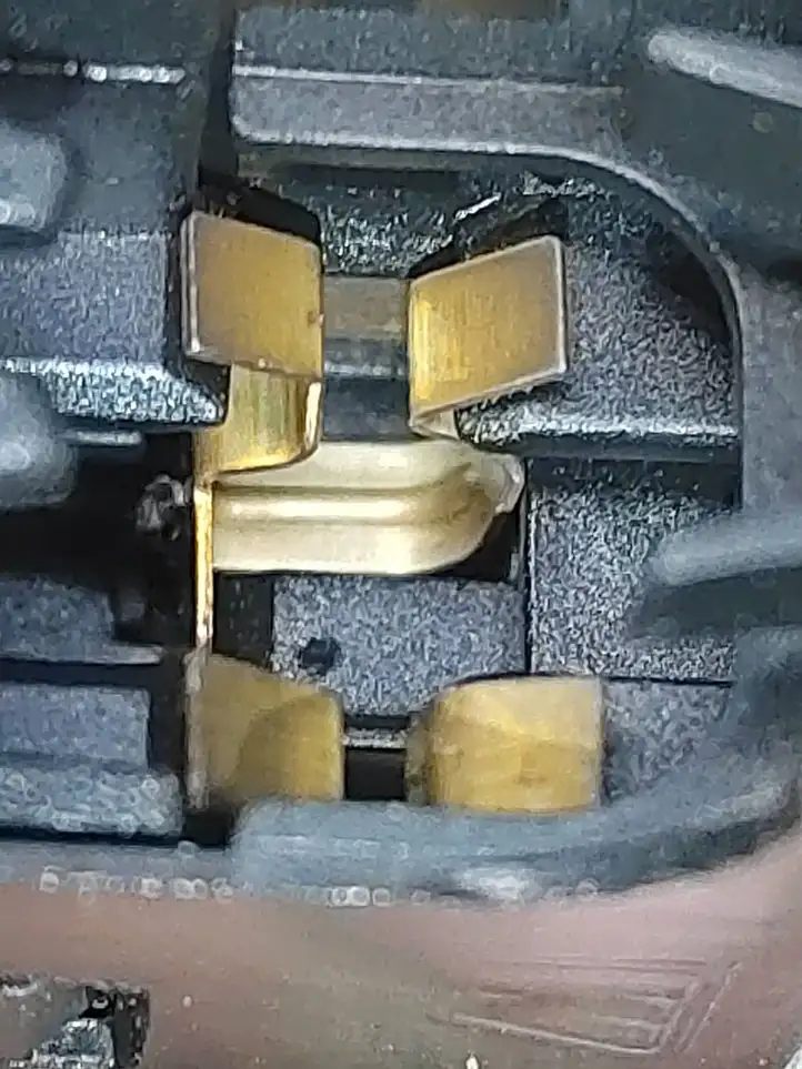 Ford Galaxy (2006 - 2010)  6M21U04406AD Ящик для вещей