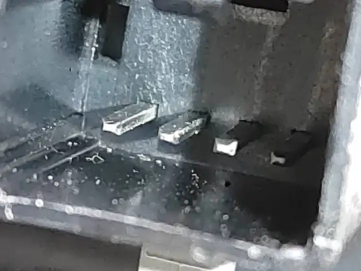 Ford Galaxy (2006 - 2010)  6M21U04406AD Ящик для вещей