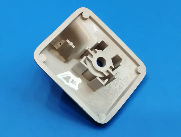 Ford Edge I (2007 - 2014)  7T437804132 Держатель щитка от солнца