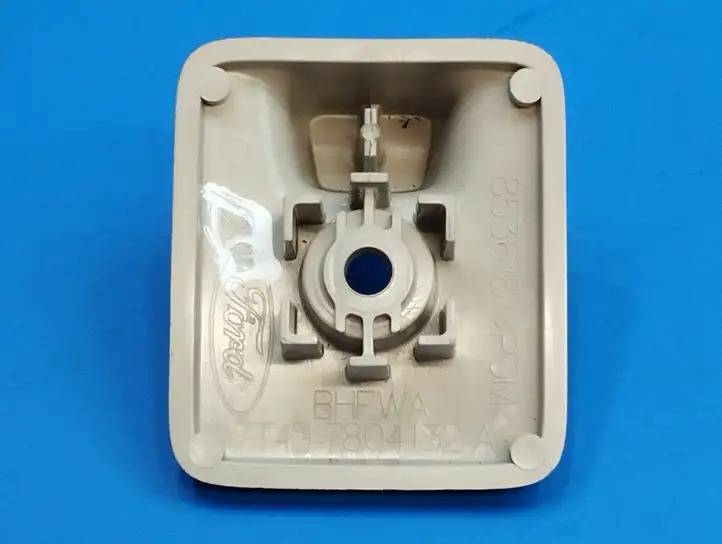 Ford Edge I (2007 - 2014)  7T437804132 Держатель щитка от солнца