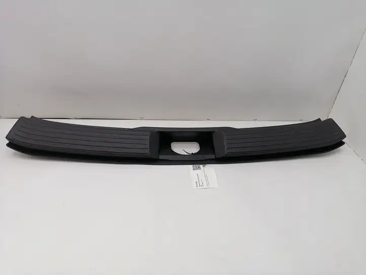 Ford Edge I (2007 - 2014) 7T4378404C08 Отделка порога багажника — фото 1