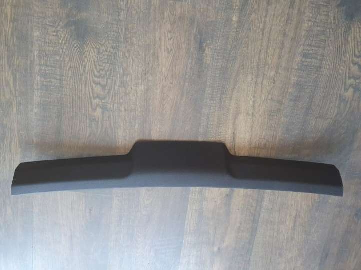 6479002080 Toyota Auris E180 Apdaila galinio dangčio