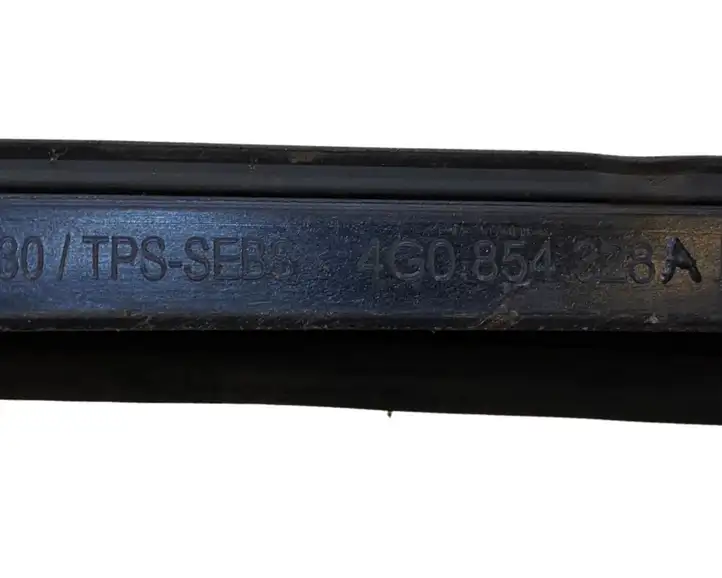 Audi A6 C7 (2011 - 2014) 4G0854328A Накладка стоек лобового стекла — фото 5