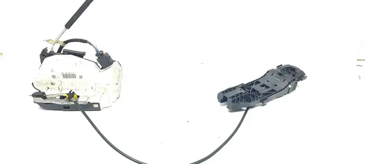 Seat Ibiza IV (6J,6P) (2008 - 2017) 6J0839015F Замок задней двери — фото 1