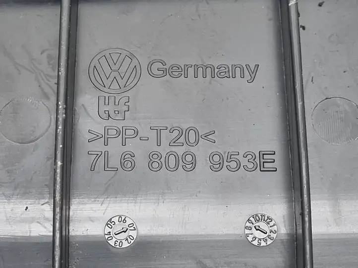Volkswagen Touareg I (2002 - 2010) 7L6809953E Прочие детали салона — фото 3