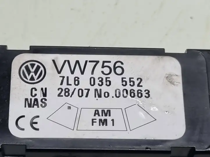 Volkswagen Touareg I (2002 - 2010) 7L6035552 Усилитель антенны — фото 3