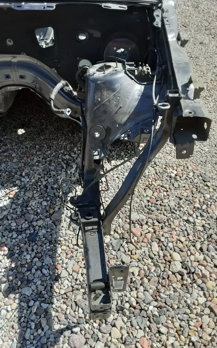 Jeep Grand Cherokee (2010 - 2021) Кузов — фото 2