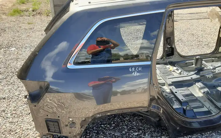 Jeep Grand Cherokee (2010 - 2021) Кузов — фото 5