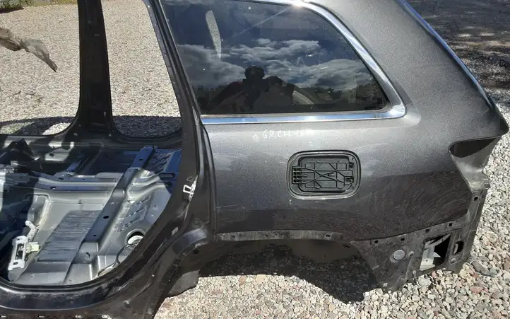 Jeep Grand Cherokee (2010 - 2021) Кузов — фото 9