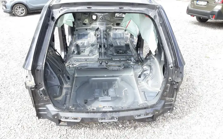 Jeep Grand Cherokee (2010 - 2021) Кузов — фото 5