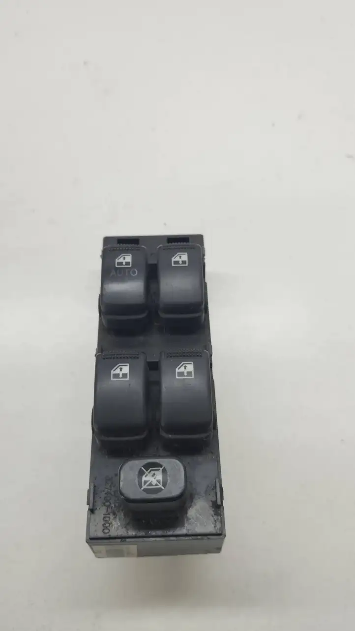 Hyundai Matrix (2001 - 2005) 9357017100YN Кнопка стеклоподъемников — фото 1