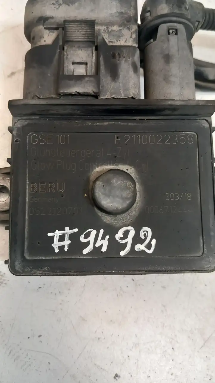 BMW 3 E90 E91 (2005 - 2012) 0522120701 Реле накала свечей — фото 4