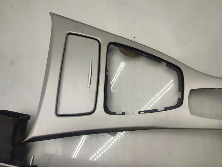 BMW 3 E90 E91 (2005 - 2012) 9171789 Отделка внутренней панели салона — фото 18