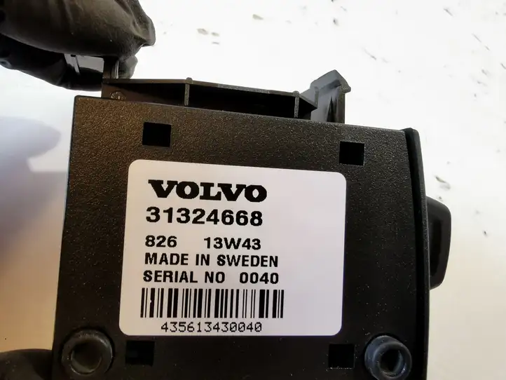 Volvo V60 (2013 - 2018) 31324668 Прочие блоки управления — фото 4