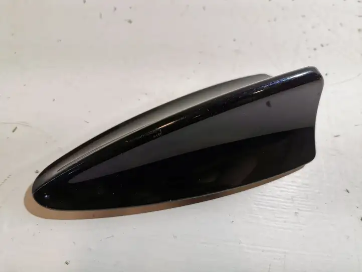 BMW 5 E60 E61 (2004 - 2010) 7898444 Крышка GPS-антенны — фото 1