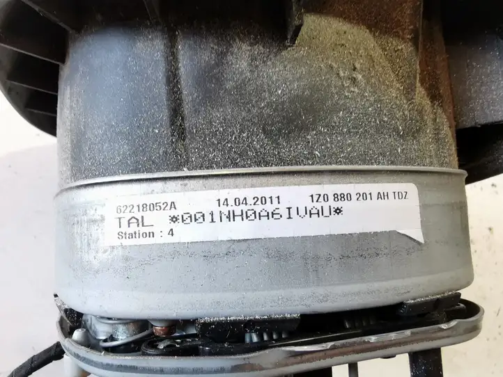 Skoda Yeti (5L) (2009 - 2012) 1Z0880201AH Подушка безопасности руля — фото 5