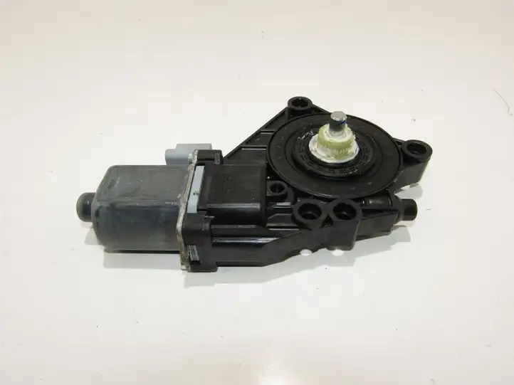 Kia Venga (2010 - 2014) Стеклоподъемник задней двери — фото 1