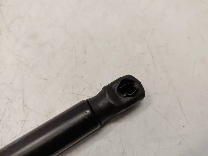 BMW 5 E60 E61 (2004 - 2010)  51477148826 Другая деталь салона