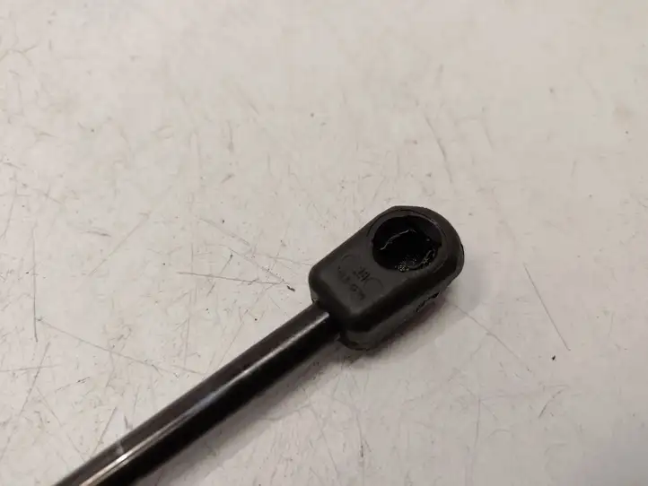 BMW 5 E60 E61 (2004 - 2010)  51477148826 Другая деталь салона