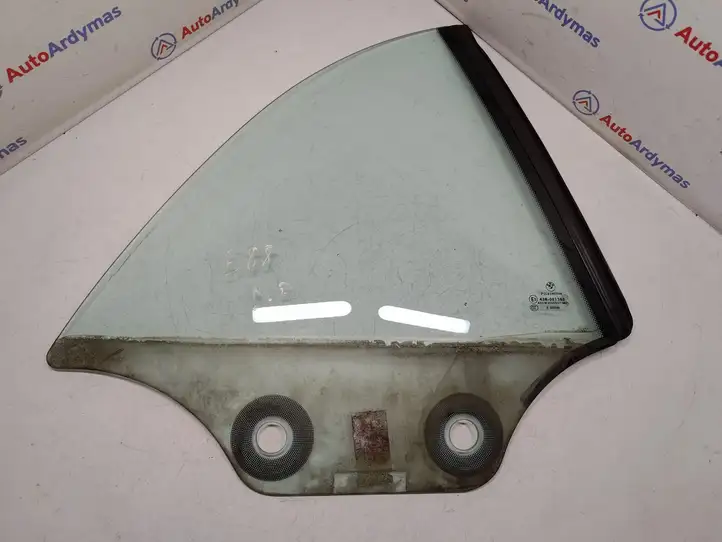 BMW 1 E82 E88 (2007 - 2014) 51377165592 Заднее боковое стекло — фото 1