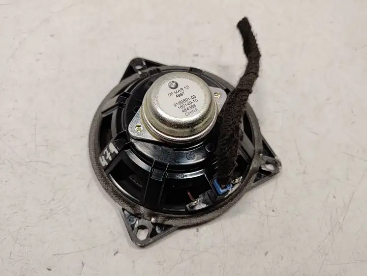 BMW 5 F10 F11 (2009 - 2016) 9169691 Динамики задней полки — фото 2