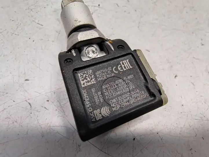 BMW X3 G01 (2018 - )  6887140 Датчик давления покрышек