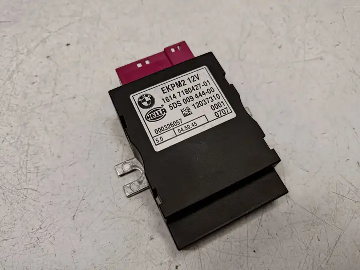 BMW 5 E60 E61 (2004 - 2010)  16147180427 Блок управления топливного насоса