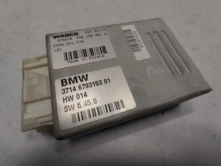 BMW X5 E70 (2006 - 2013) 37146793163 Блок управления пневмоподвеской — фото 4