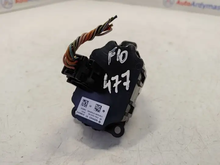 BMW 5 F10 F11 (2009 - 2016)  9229563 Включатель зажигания и стартера