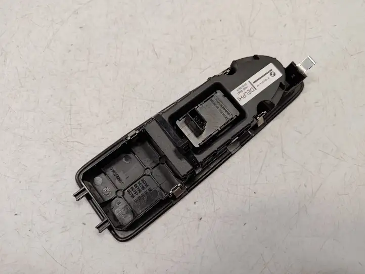 BMW 1 E82 E88 (2007 - 2014) 9163001 Кнопка стеклоподъемников — фото 3