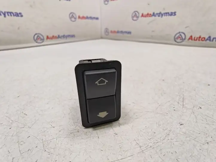 BMW 5 E39 (1996 - 2003) 8368974 Кнопка стеклоподъемников — фото 1