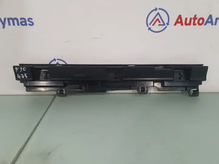 BMW 3 F30 F35 F31 (2012 - 2018) 51777256916 Усилитель порога — фото 1
